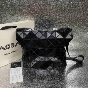 Issey Miyake Rock Messenger Bag Black